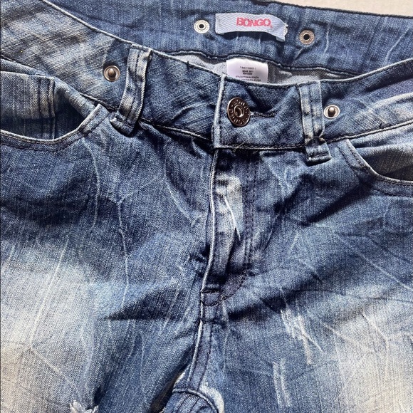 BONGO Capri distressed ripped jeans size 11 - Picture 3 of 8